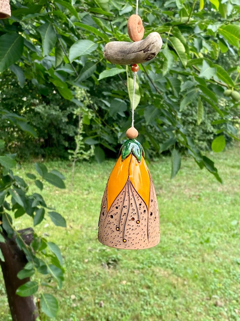 Cloche suspendue en céramique 55cm - Sonnette de carillon éolien pour décoration intérieure et extérieure