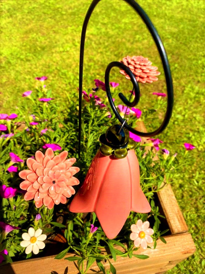 Campanule en céramique - fleur décorative avec tige - 10 cm
