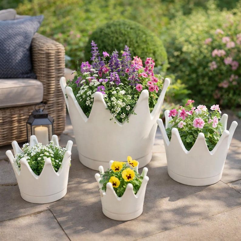 Pot de fleurs en céramique blanc mat forme couronne - 4 tailles