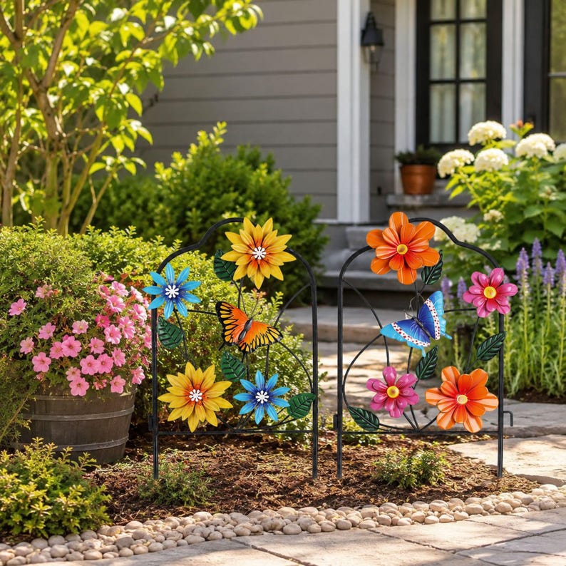 Lot de 2 piquets de jardin en métal, décoration extérieure avec motifs floraux