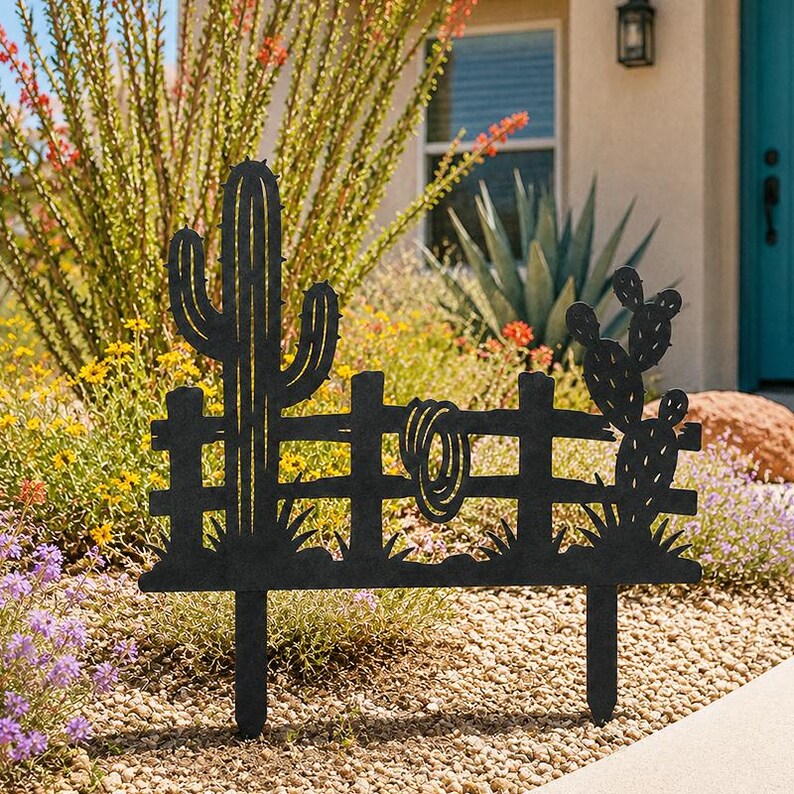 Metal Garden Stake with Saguaro Cactus and Rope Detail, Desert Yard Art, Southwestern Fence Garden Sign, Outdoor Decor for Garden Beds and Patios, 8-30 Inches
